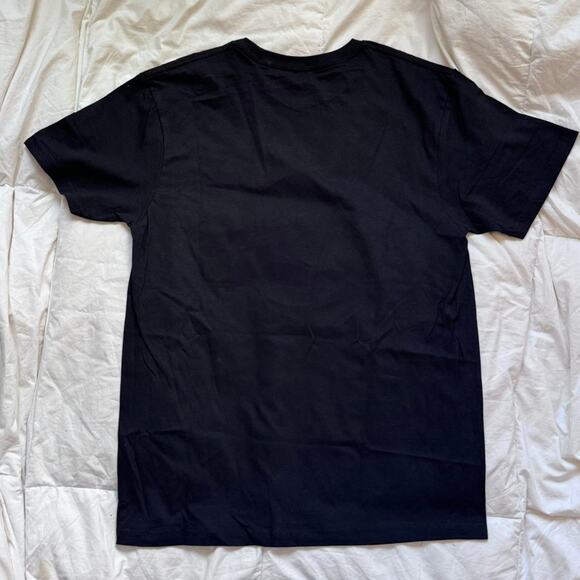 Nightmare before christmas black graphic tee sz med Jack skellington Santa claus - Picture 8 of 8